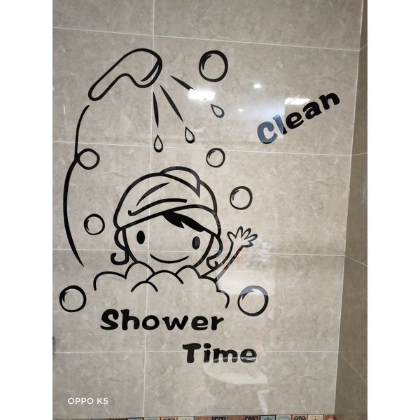  Tranh mica EPeBen dán tường nổi 3d hình em bé tắm bồn decor trang trí tường nhà tắm, mẫu giáo, lớp học 