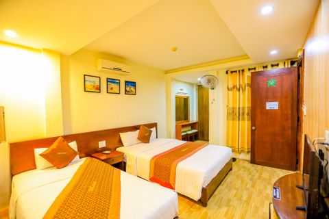  Phòng Standard 2 Giường Đôi 