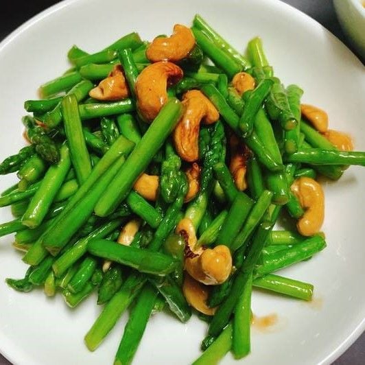  Sauteed mix vegetables w\casshew nuts - Rau Xào Hạt Điều 