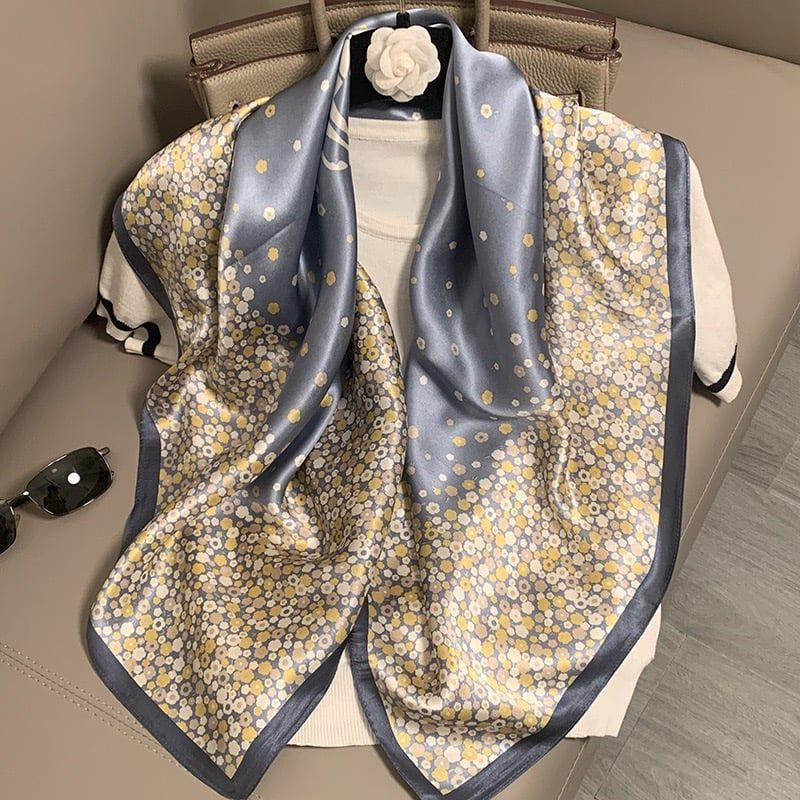 Khăn Lụa Tơ Tằm 90X90 BASELE0413