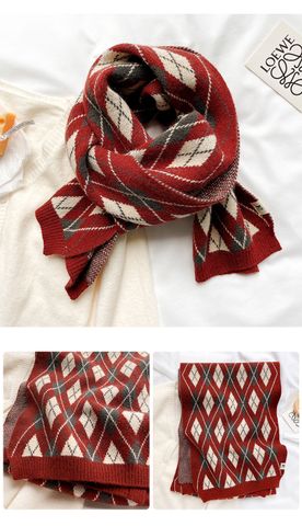 Khăn quàng dài dạ họa tiết BASELE0303