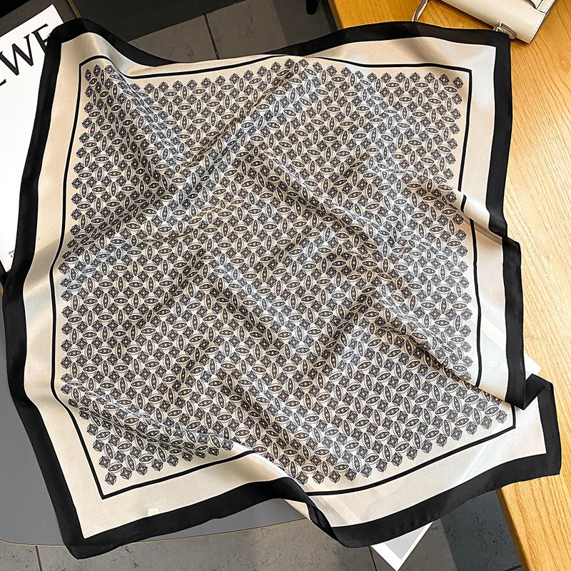 Khăn Lụa Tơ Tằm 70X70 BASELE098