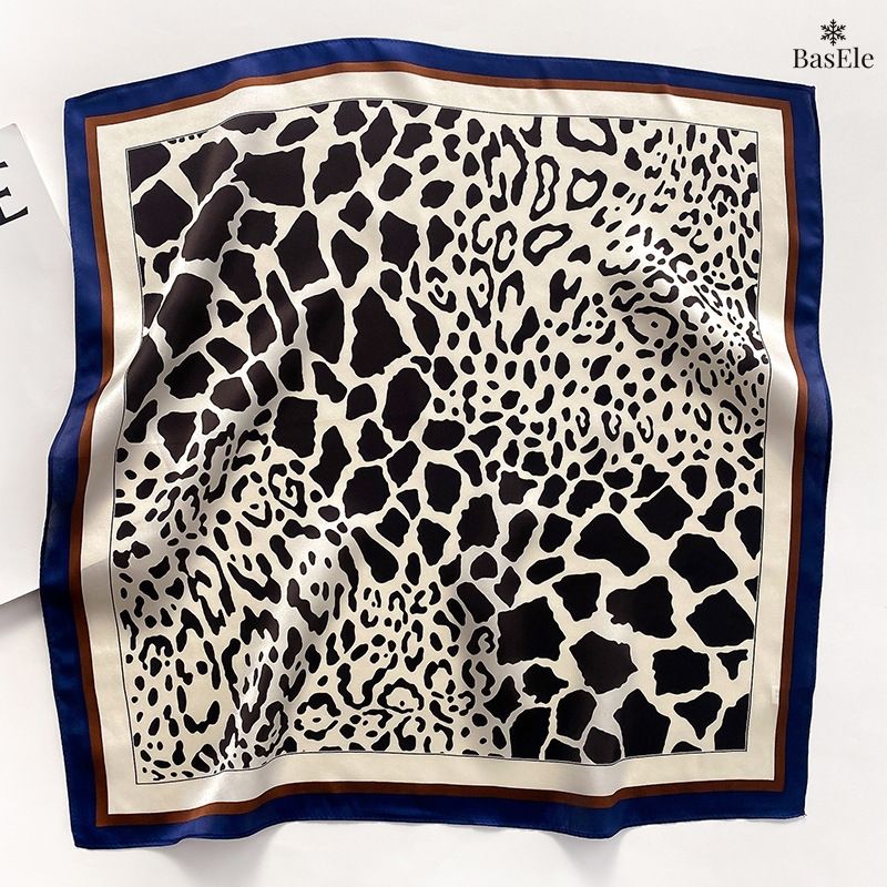 Khăn lụa tơ tằm họa tiết 53x53cm BASELE0148