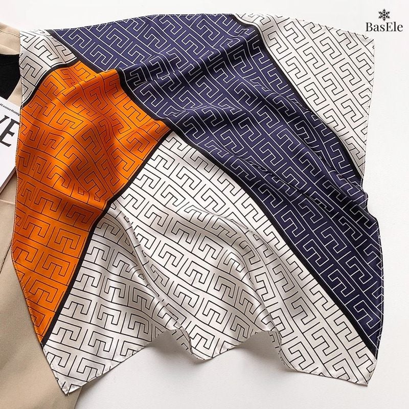 Khăn lụa tơ tằm họa tiết 53x53cm BASELE0167