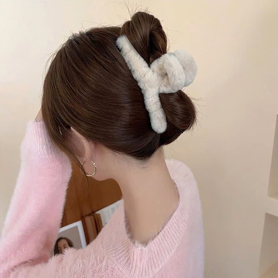 Kẹp tóc phủ lông nhung PKBH034