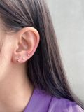 14K Line Flower labret piercing 