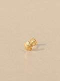  14K Volume Daisy labret piercing 