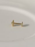  14K Gold Flower labret piercing 