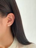  14K Gold Flower labret piercing 