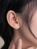  14K Round cubic piercing 