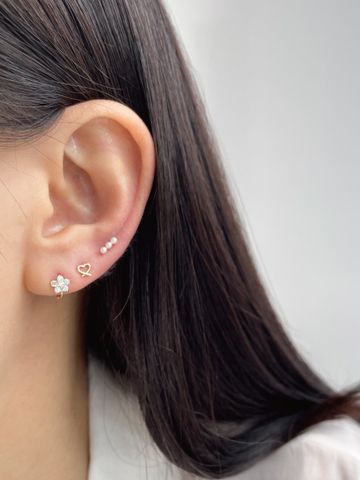  14K Lucia Shining Cubic mini huggie 