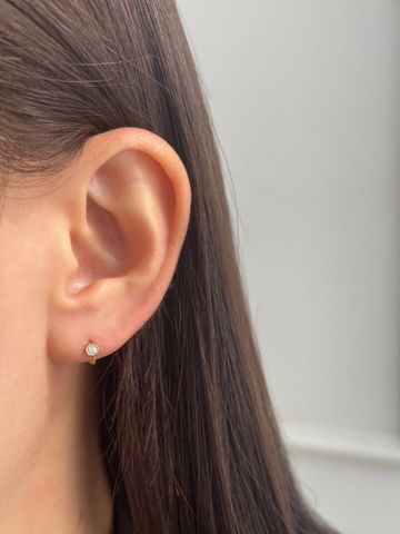  14K Kate Cubic mini huggie 