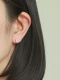  14K Bold Stick labret piercing 