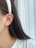  14K Black Star labret piercing 