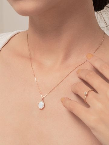  14K Opal cabochon necklace 