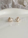  14K Pearl land piercing 