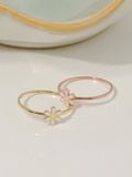  14K Sweet Daisy ring 