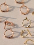  14K Stick mini huggie 