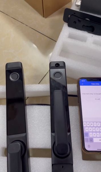  Khóa 2 vân tay cửa nhôm HPS- 3377 (ttlock) 