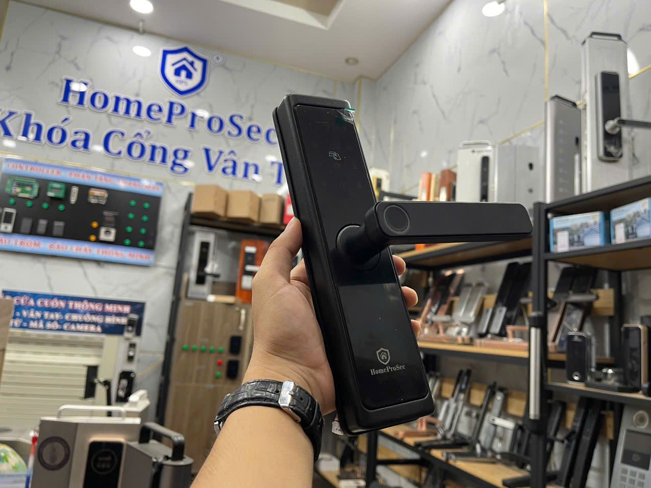  Khóa vân tay cửa gỗ HPS- F1 AZ / 915 