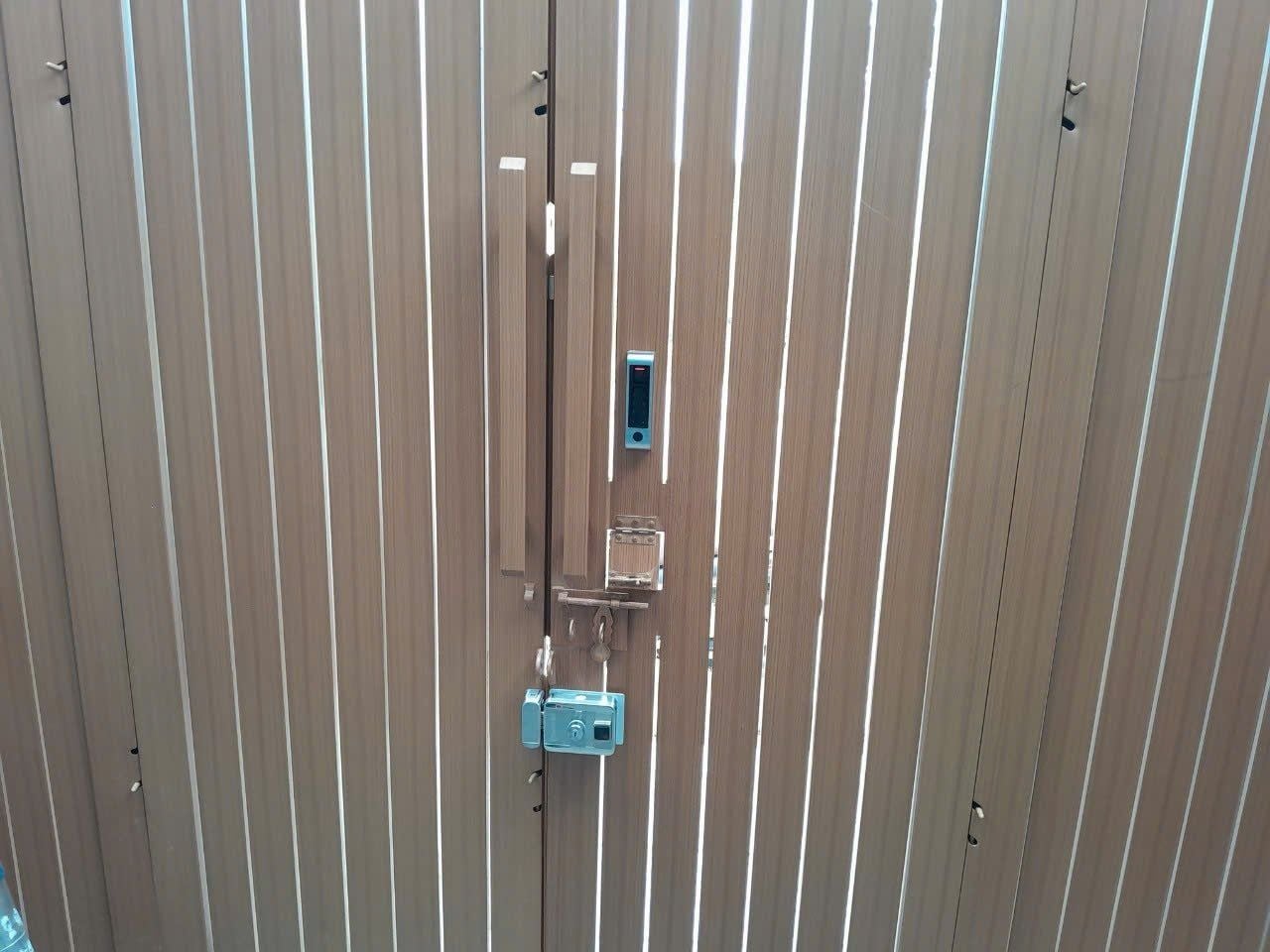  Khóa cổng vân tay inox có báo động HPS- SLPLUS ( HF5P3-  Alarm) 