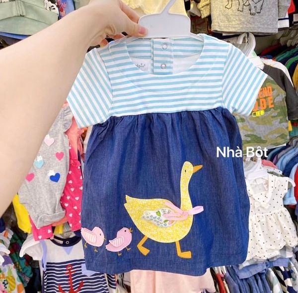  Đầm Mudpie màu xanh sọc vịt 