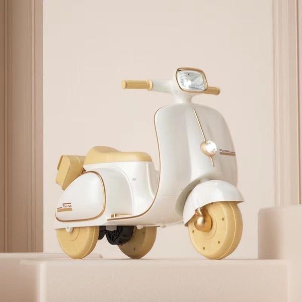 Xe máy điện Vespa 688A.
