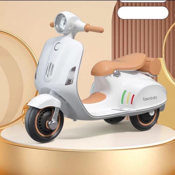 Xe máy Vespa XW 02