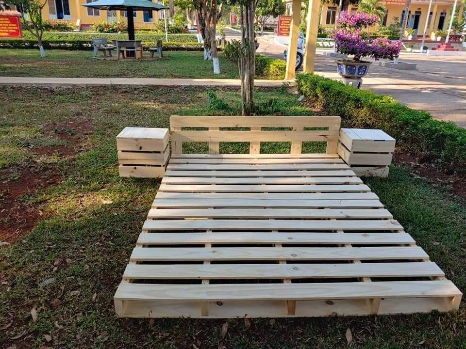  GIƯỜNG GỖ THÔNG PALLET 