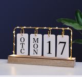  LỊCH ĐỂ BÀN CÓ ĐÈN 