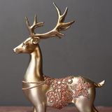  HƯƠU TRANG TRÍ - COMPOSITE 