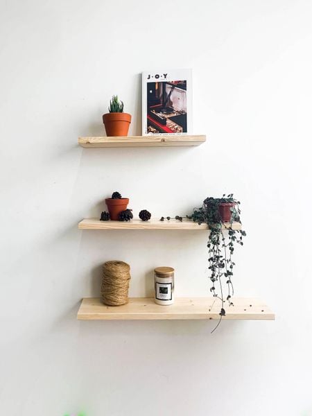  KỆ GỖ TREO TƯỜNG GIẤU VÍT 