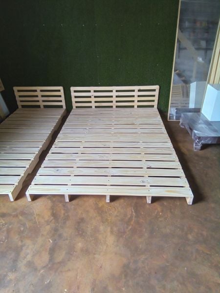  GIƯỜNG GỖ THÔNG PALLET - 7 THANH 