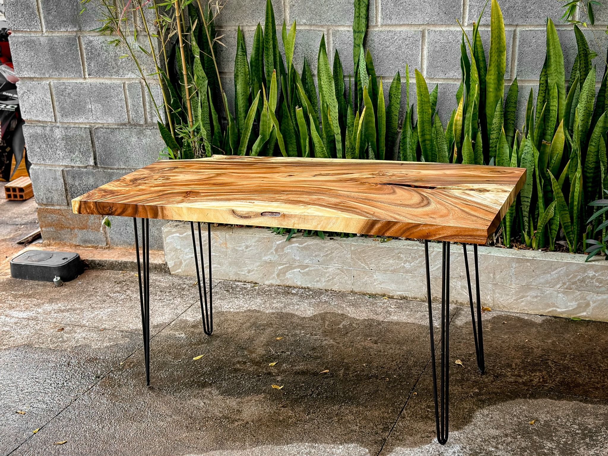  BÀN GỖ ME TÂY 132 x 64.5 x 4.5 cm 