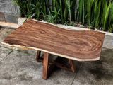  BÀN GỖ ME TÂY 116 x 73-58-67 x 5 cm 