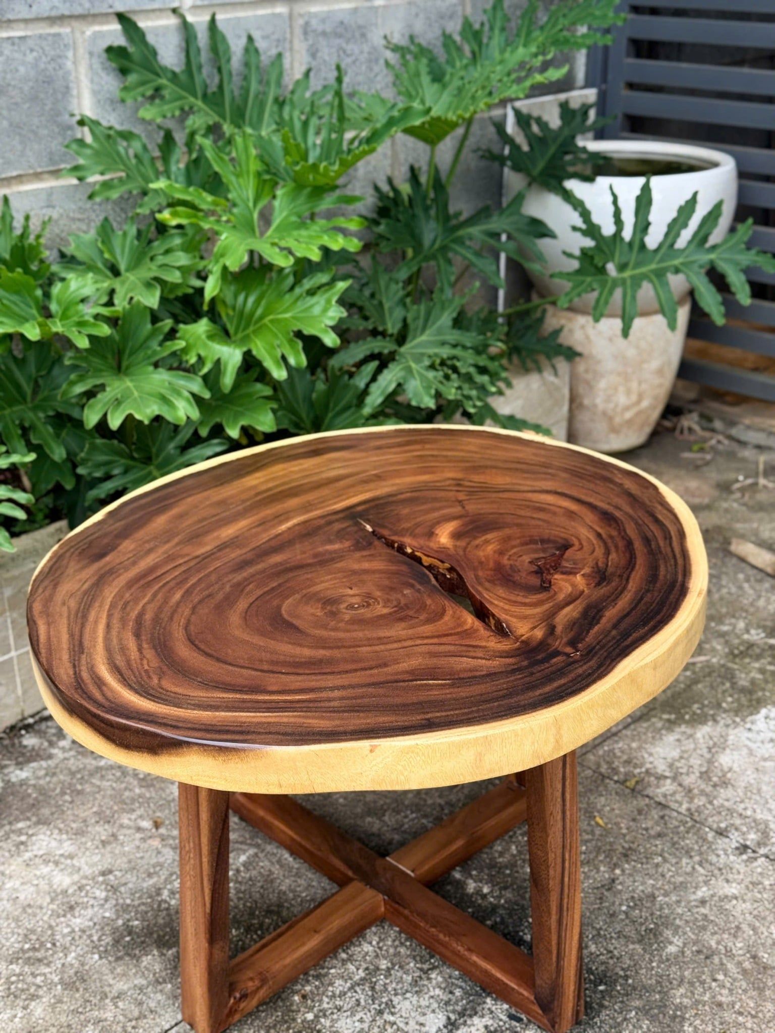  BÀN GỖ ME TÂY 74 x 64 x 5 cm 