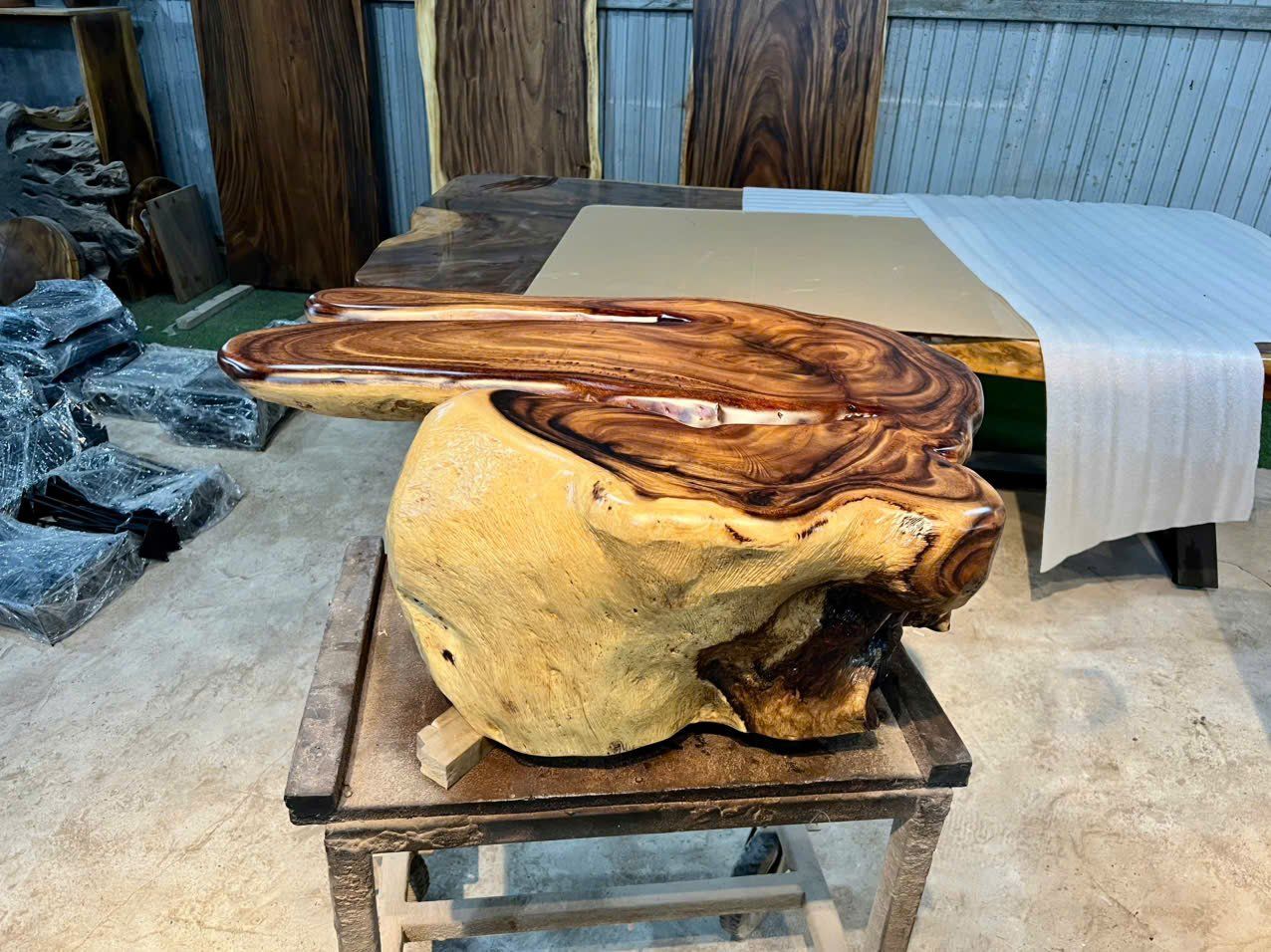  BÀN SOFA GỖ ME TÂY NGUYÊN KHỐI 