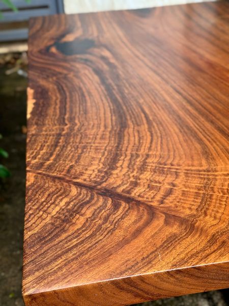  BÀN GỖ ME TÂY 106 x 74 x 5cm 