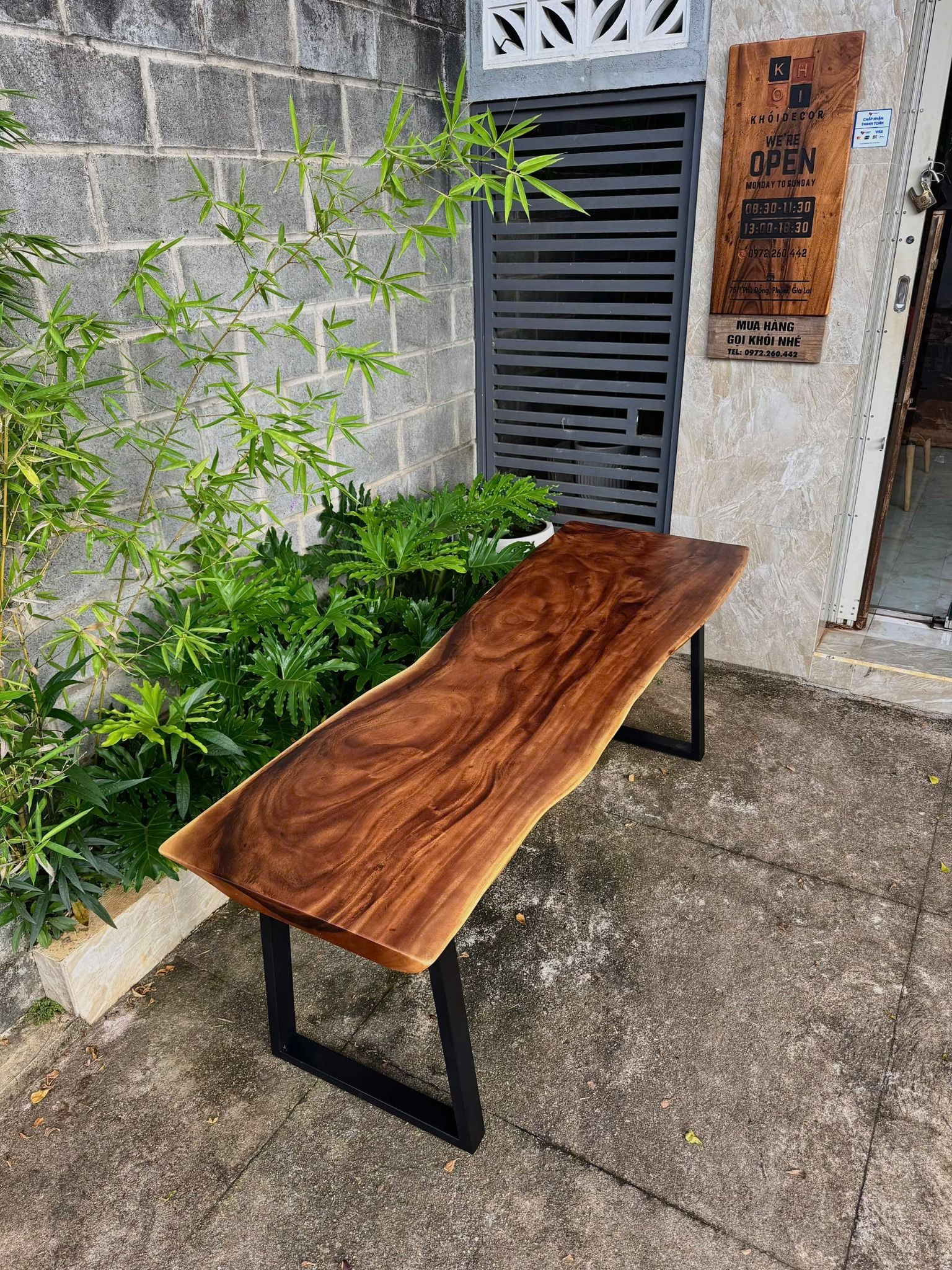  BÀN GỖ ME TÂY 200 x 65-59-61 x 5 cm 