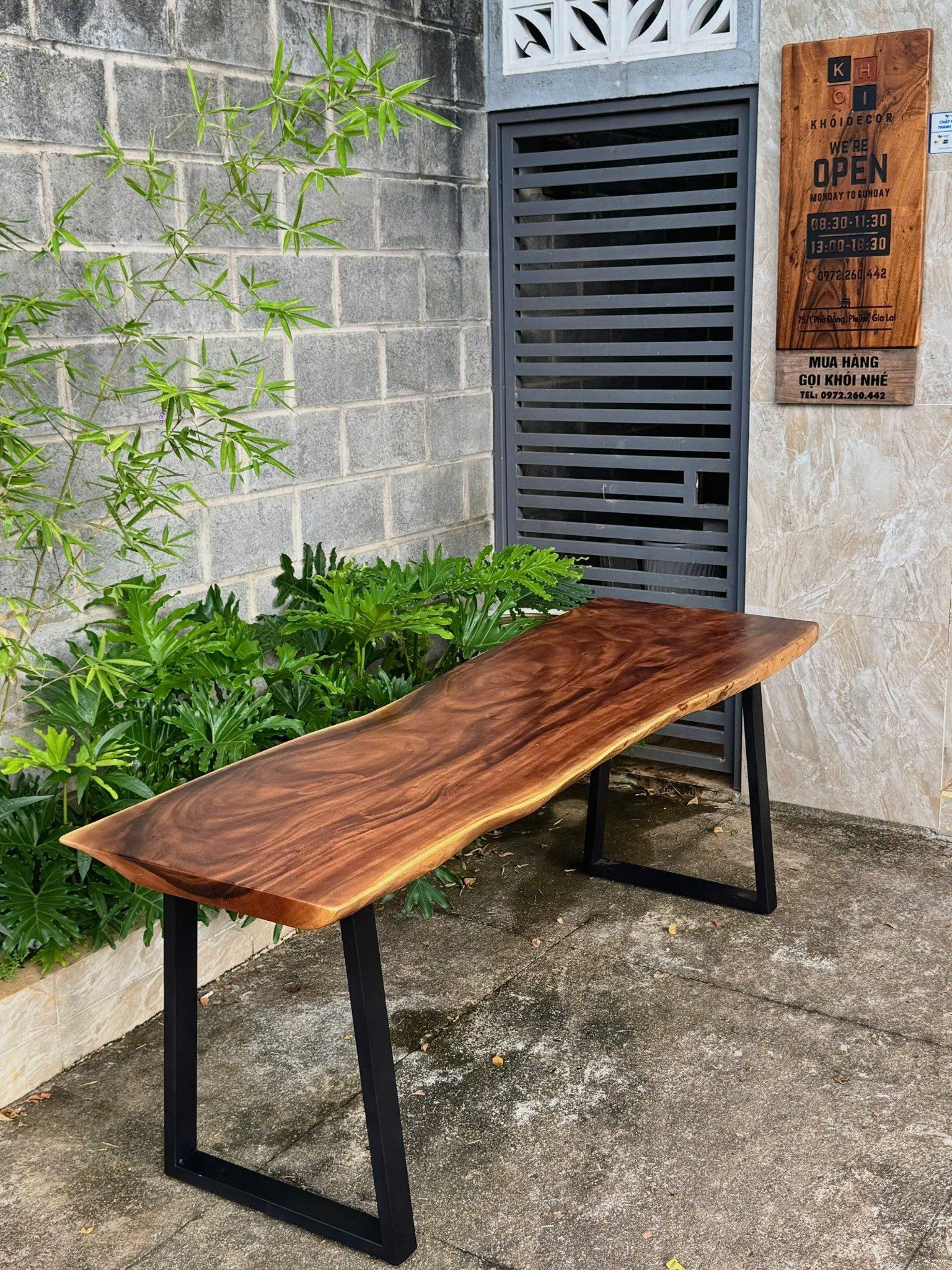  BÀN GỖ ME TÂY 200 x 65-59-61 x 5 cm 