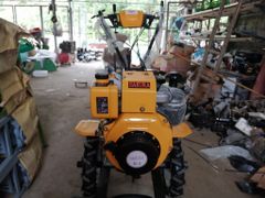 MÁY XỚI ĐẤT SAKURA 178 CHẠY DẦU