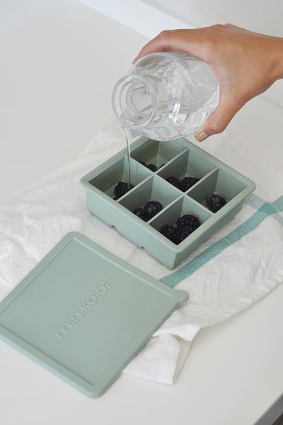 MinikOiOi Khay Trữ Thức Ăn Silicone Có Nắp Đậy