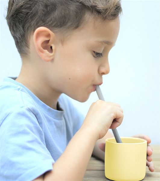 MinikOiOi Set Cọ Rửa & Ống Hút Silicone Cho Bé