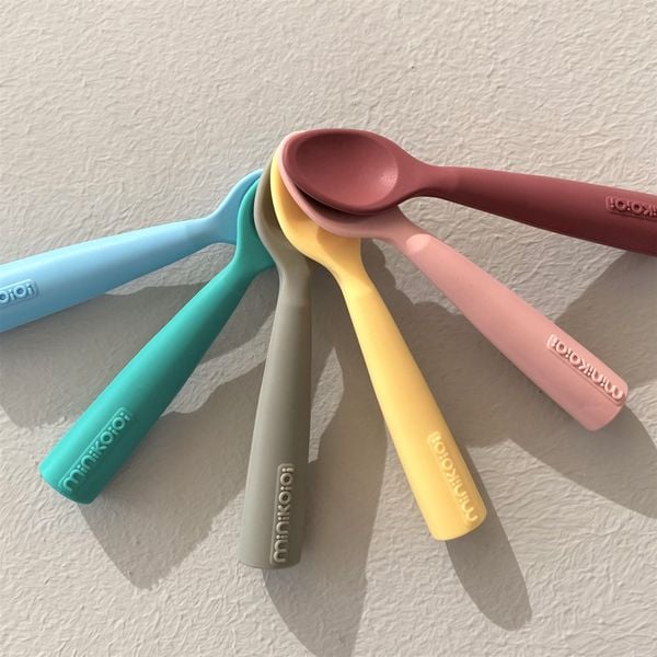 MinikOiOi Muỗng Ăn Dặm Silicone Cho Bé