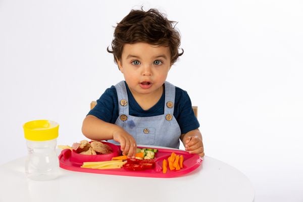 b.box Khay Ăn Dặm Silicone Có Thể Cuộn Tròn, Tặng Kèm Muỗng Cho Bé
