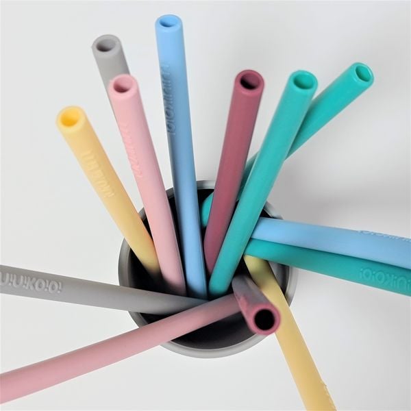 MinikOiOi Set Cọ Rửa & Ống Hút Silicone Cho Bé
