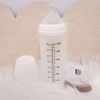 MOYUUM BÌNH SỮA THỦY TINH TRÁNG SILICONE CHO BÉ