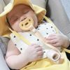 MOYUUM NÚM TI SILICONE CHO BÉ, TẶNG KÈM HỘP ĐỰNG TIỆN LỢI