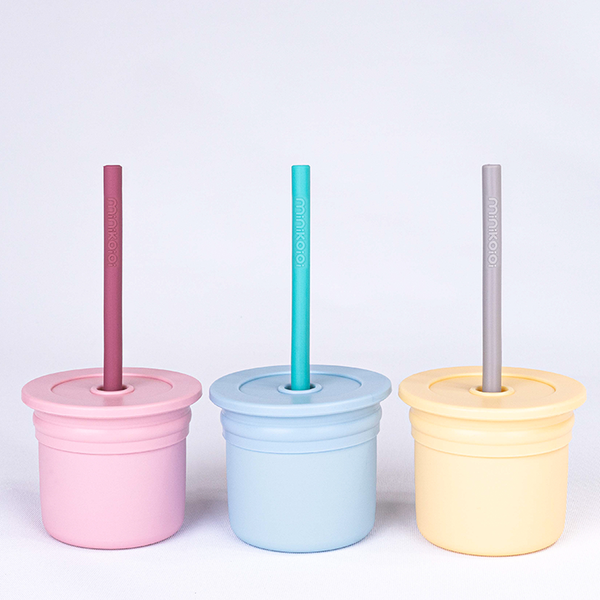 MinikOiOi Cốc Uống Nước Đa Năng Kèm Ống Hút & Nắp Đậy Silicone