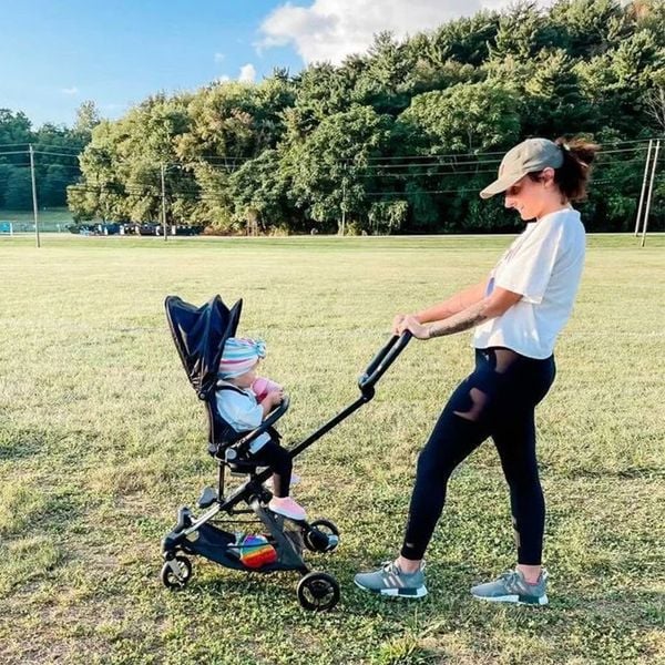 Unilove Xe Đẩy Siêu Nhẹ 3 Trong 1 On-the-Go Ghế Ngồi Xoay 360 Độ, Có Thể Gấp Gọn